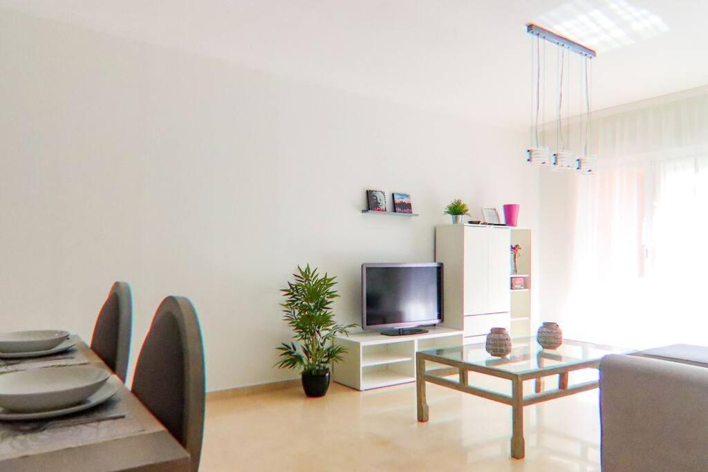 Oleholidays H. San Manuel 600 Mts. A La Playa Marbella Luaran gambar