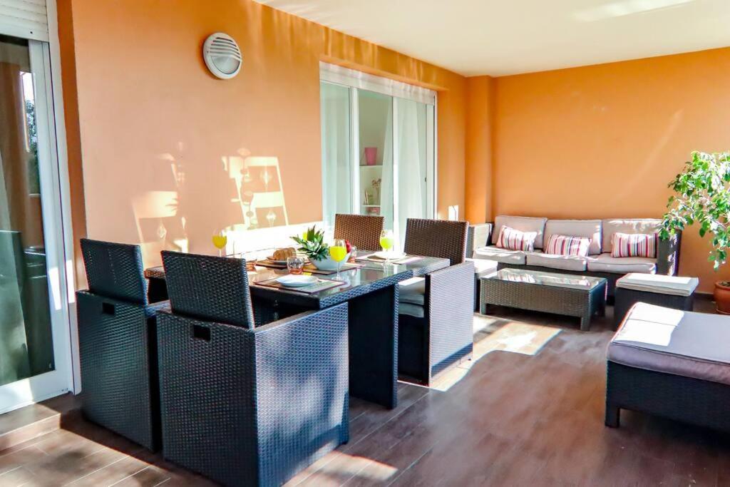 Oleholidays H. San Manuel 600 Mts. A La Playa Marbella Luaran gambar